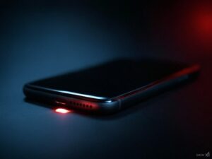 Apple緊急アップデート：iOSのUSB制限モードに重大な脆弱性、標的型攻撃の可能性 - innovaTopia - （イノベトピア）