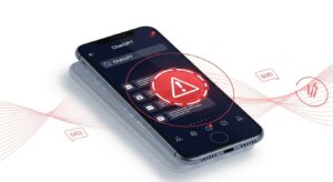 偽ChatGPTアプリの脅威：スマートフォンがSMS盗聴の標的に